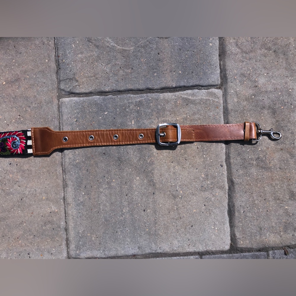 Gorgeous Crossbody Strap - Picture 5 of 14